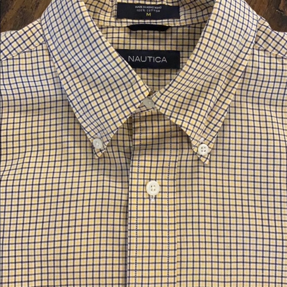 Nautica Men’s 100% Cotton Button Down Dress Shirt - Picture 3 of 5